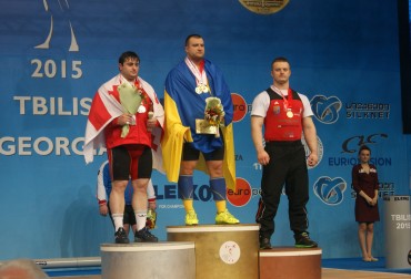 DANIEL PIĄTY, ARESEN ÓSMY W KAT. + 105 KG