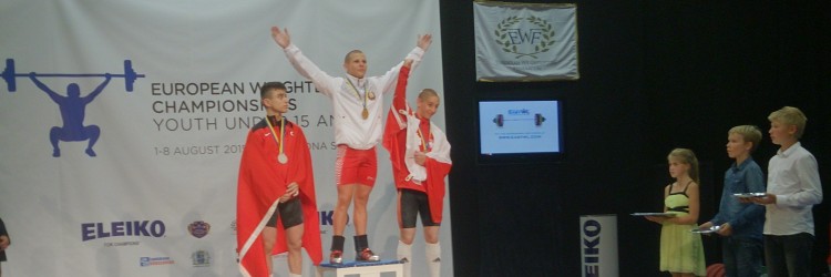 BRĄZ NA POCZĄTEK! MARTIN STASIK TRZECI W KAT. 50 KG DO LAT 15!
