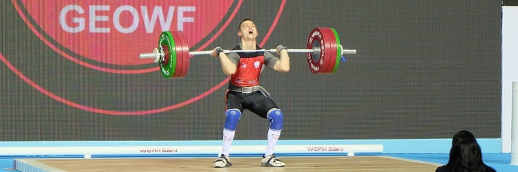 SOLIDNE DŹWIGANIE DARKA JANUSIA I PRZEMKA KORNELUKA. REKORDY ŚWIATA MADE IN USA!