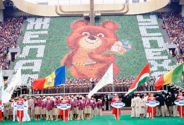 MOSKWA 1980 - W CIĘŻARACH MEDALOWA PASSA POLAKÓW. IGRZYSKA W CIENIU POLITYKI