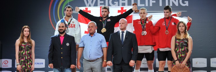 PAWEŁ SZMEJA Z MEDALEM NUMER DZIESIĘĆ! MARCIN IZDEBSKI - CZWARTY W KAT. 94 KG U17.
