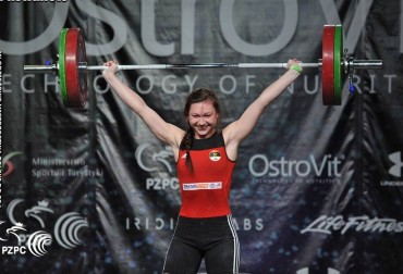 "DZIEWCZYNY LUBIĄ BRĄZ"! JOLANTA WIÓR TRZECIA W KAT. 69 U23!