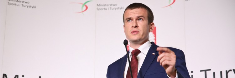 MINISTER SPORTU I TURYSTYKI O NOWYM PROGRAMIE "TEAM 100". WSPARCIE DLA JUNIORÓW I MŁODZIEŻOWCÓW!