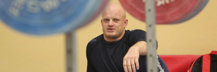 TRENER KADRY SENIORÓW ROBERT DOŁĘGA: - ŻYCZCIE MI SPOKOJU I ODROBINY SZCZĘŚCIA. Z RESZTĄ SOBIE PORADZĘ!