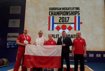 M. WIEJAK PIĄTA W KAT. 90 KG, Ł.GRELA DZIESIĄTY W KAT. 94 KG. ROSYJSKI PIĄTEK W SPLICIE