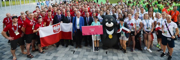 PIERWSZE KROPLE POTU WYLANE W TAJPEJ. WSTĘPNE LISTY STARTOWE W CIĘŻARACH