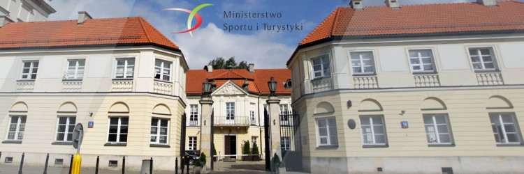 OSA, czyli Otwarte Strefy Aktywności. MSiT proponuje plenerowe siłownie w całym kraju!
