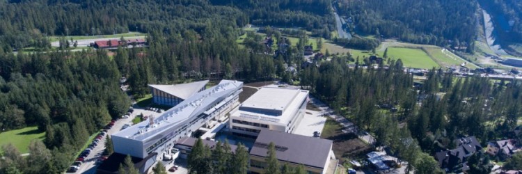 KADRA JUNIOREK U17 TRENUJE W COS ZAKOPANE
