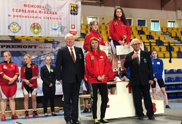 XXVII Memoriał Czesława Białasa. W klasyfikacji Open najlepsi - Agata Zbrożek i Łukasz Hyla.