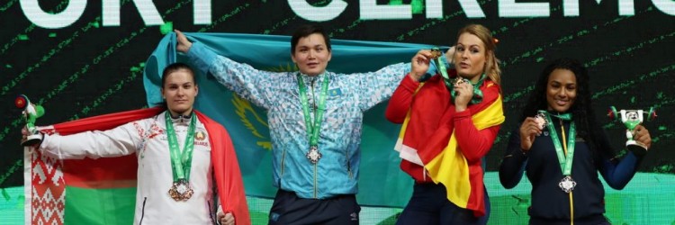 PIĘKNA LIDIA Z HISZPANII I IRAŃCZYK ALI. CZWARTEK BEZ POLAKÓW.