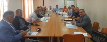 W SPOSÓB NADZWYCZAJNY OBRADOWAŁ ZARZĄD PZPC. OCENA OSSM.