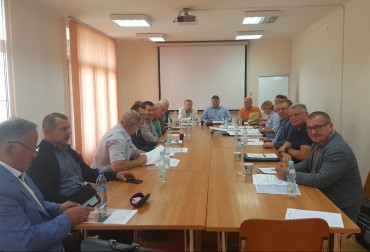 W SPOSÓB NADZWYCZAJNY OBRADOWAŁ ZARZĄD PZPC. OCENA OSSM.