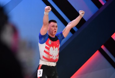 SREBRO Z MŚ U20 NA FIDŻI CZEKA NA BARTKA ADAMUSA!?