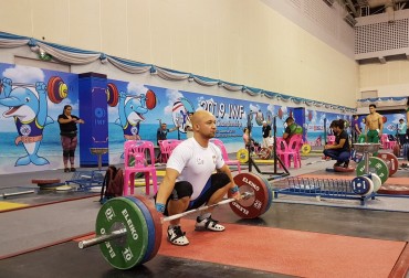 Krzysztof Zwarycz 16. w kat. 81 kg. W Pattayi do niedzieli grano siedmiokrotnie hymn chiński!