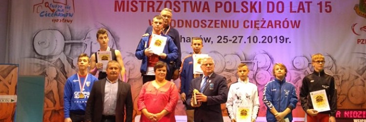 Silni mężczyźni przed piętnastką!