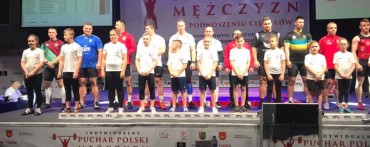 BARTŁOMIEJ ADAMUS NAJLEPSZY W NOWYM TOMYŚLU. UDANE ZAWODY PUCHARU POLSKI SZTANGISTÓW.