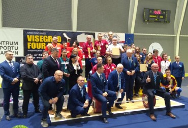 POLSKA Z PUCHAREM VISEGRAD FOUR CUP! ŚWIETNE ZAWODY W RASZYNIE