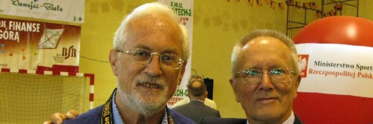 STRAŻNIK PRZESZŁOŚCI. ROZMOWA Z JANEM ROZMARYNOWSKIM