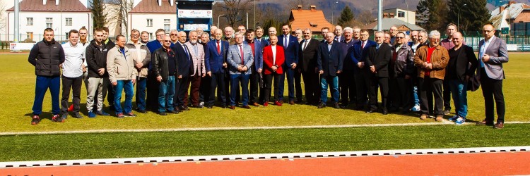 KOLEJNYCH 60 LAT NA SANOCKIM GRYFIE !