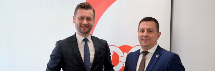 70 LAT I NOWE OBIEKTY W COS CETNIEWO.