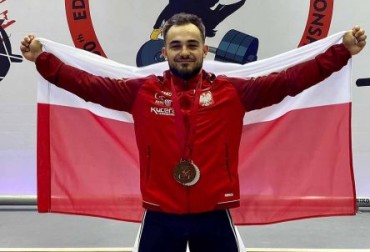 PIOTR KUDŁASZYK BRĄZOWYM MEDALISTĄ ME W KAT. 73 KG!