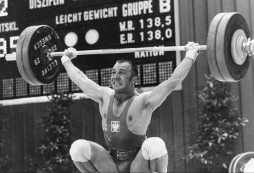 ZMARŁ ZBIGNIEW KACZMAREK. ZAMKNĄŁ SIĘ KOLEJNY ROZDZIAŁ LEGEND POLSKICH CIĘŻARÓW!