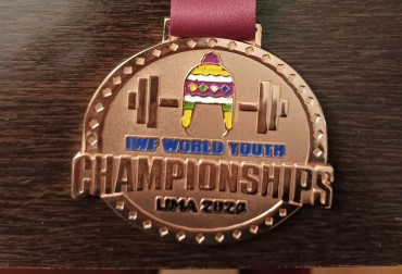 MŚ U 17 W LIMIE. DAWID LISIAK TRZECI W KAT. 81 KG. WYSOKIE LOKATY JEGO KOLEŻANEK I KOLEGÓW. UDANA WYPRAWA DO PERU.