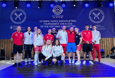 PANOWIE W U23 NAJLEPSI W BOBROVIE, PANIE NA MIEJSCU DRUGIM.