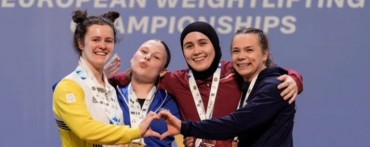 M. KOMOROWSKI 9, Z. POŁKA 17. W ŚRODĘ STARTUJE TRÓJKA BIAŁO-CZERWONYCH.