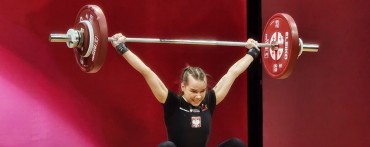 ME W BATUMI. MARIA POŁKA 9 W KAT. 58 KG.