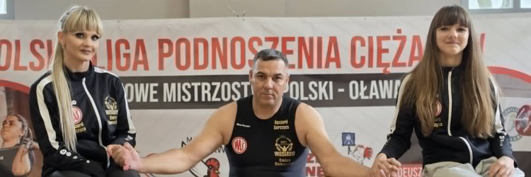 CZŁOWIEK, KTÓRY ODDAJE SERCE PODNOSZENIU CIĘŻARÓW...