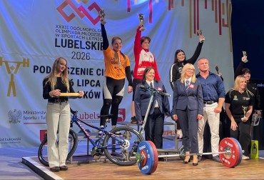 A. WACHNA NAJLEPSZĄ ZAWODNICZKĄ XXXII OOM W ŁUKOWIE. 